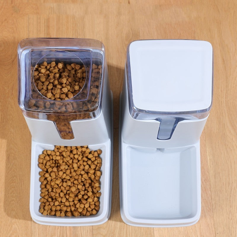 The food hopper and water hopper viewed from above