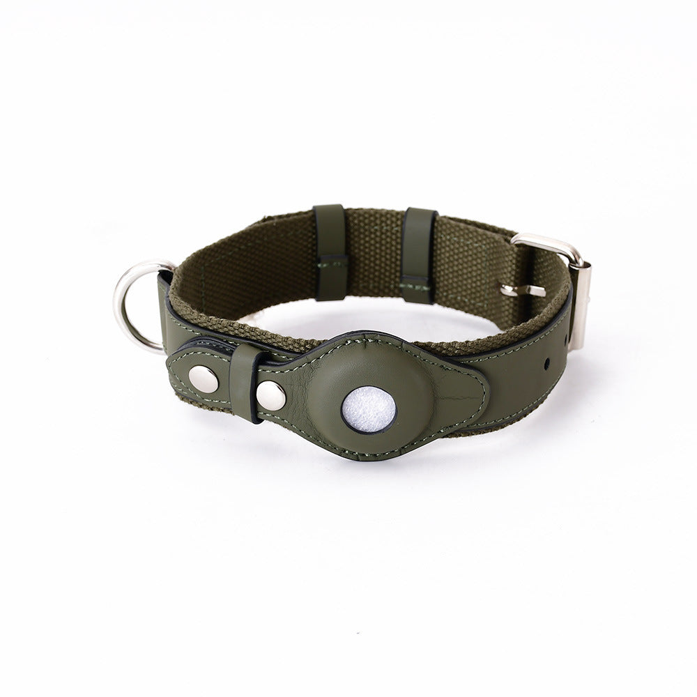 Pet Collar in Leather and Fabric with a Built-In Case for Round Coin-Style Location Trackers